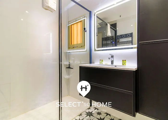 Select' - Avec Vue Mer, Sur Les Hauteurs Du Centre-ville Avec Parking Prive - Dolce Le Lavandou